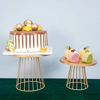 Radošā Zelta Dzelzs Kūka Plaukts Kāzas, Dzimšanas dienas Dekorācijas Displejs Stāvēt Eiropas Deserta Galda Rotājumi Mežģīnes daudzslāņu Pārtikas Plate